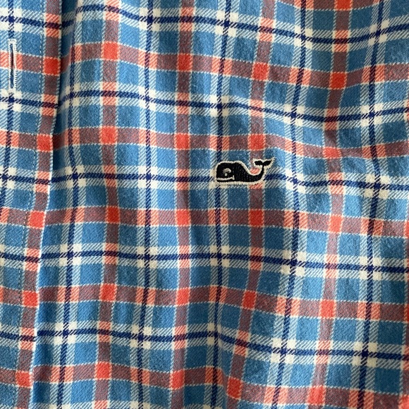 Boys Large Vineyard Vines Cotton button down - Picture 4 of 4